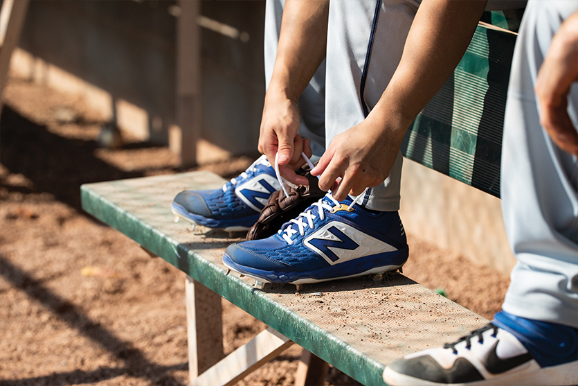 high ankle baseball cleats