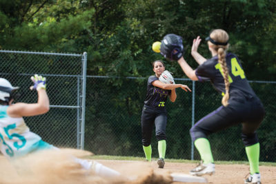 Softball 101: How To Teach Your Child To Swing A Softball Bat | PRO ...