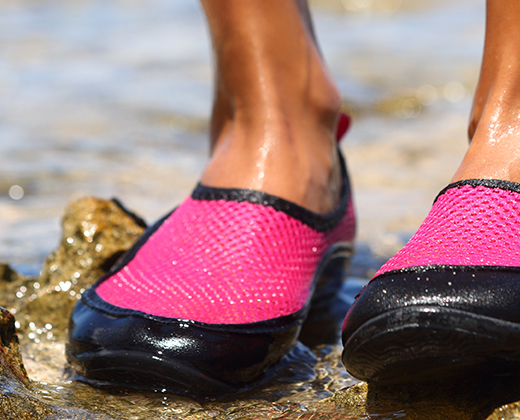 water shoes keep sand out