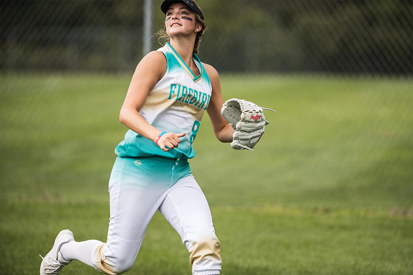 Softball Outfielder Tips How to Read and React to a Ball Hit to the