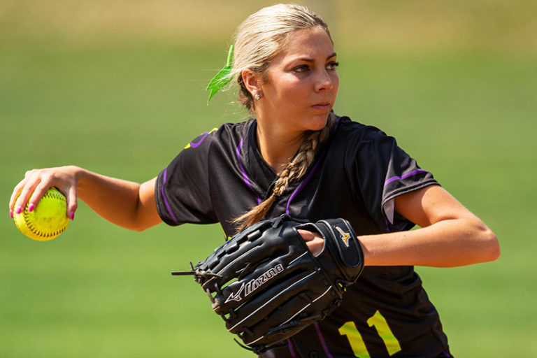 The Difference Between Fastpitch and Slow Pitch Softball Gloves PRO