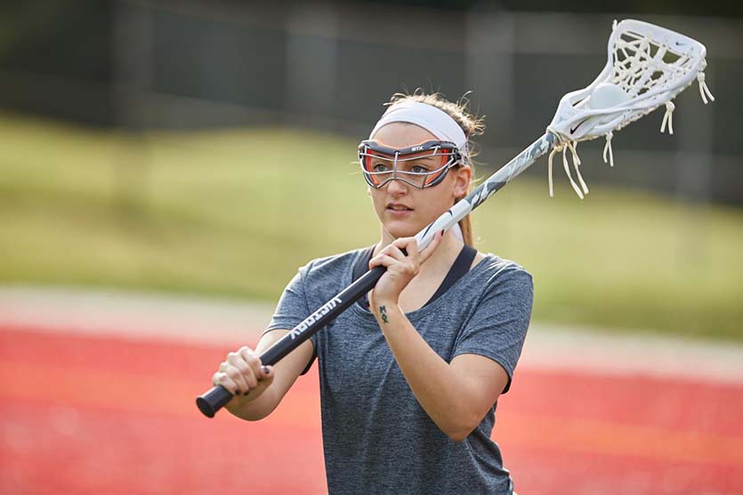 Lacrosse For Beginners How To Catch A Lacrosse Ball Pro Tips By Dicks Sporting Goods