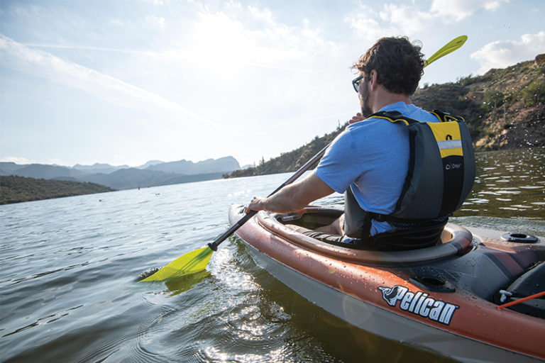 Personal Flotation Device Options for Stand Up Paddleboarders | PRO ...